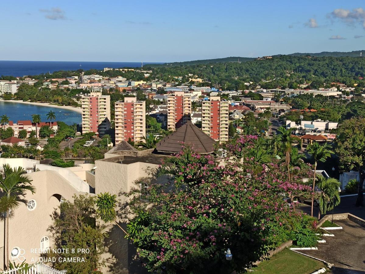 Columbus Heights Apt 26 F Ocho Rios Zewnętrze zdjęcie