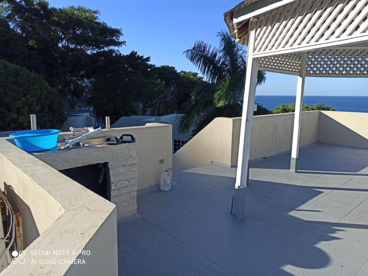 Columbus Heights Apt 26 F Ocho Rios Zewnętrze zdjęcie